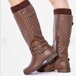 Women’s JustFab Size 9.5 Boots